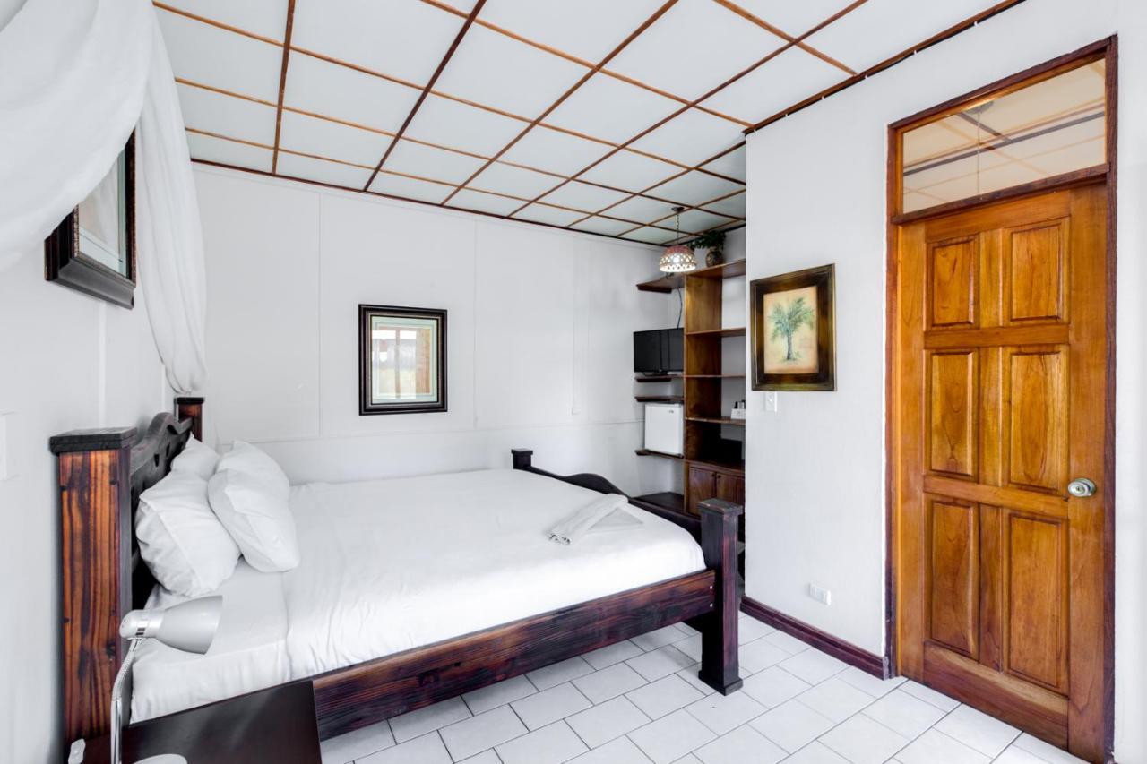 Hotel Poseidon Jacó Eksteriør billede